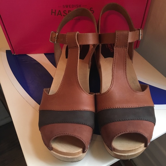 swedish hasbeens Women's 90's T-Strap Wedge Sandal swedish hasbeens Women's 90's T-Strap Wedge Sandal